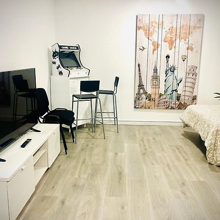Luxury Carihuela Beach Torremolinos Dış mekan fotoğraf